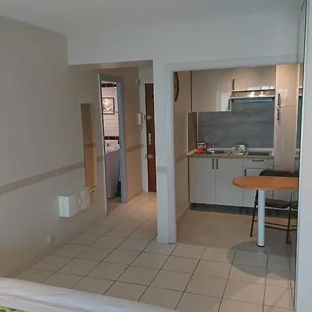 Studio Proche Palais Apartment
